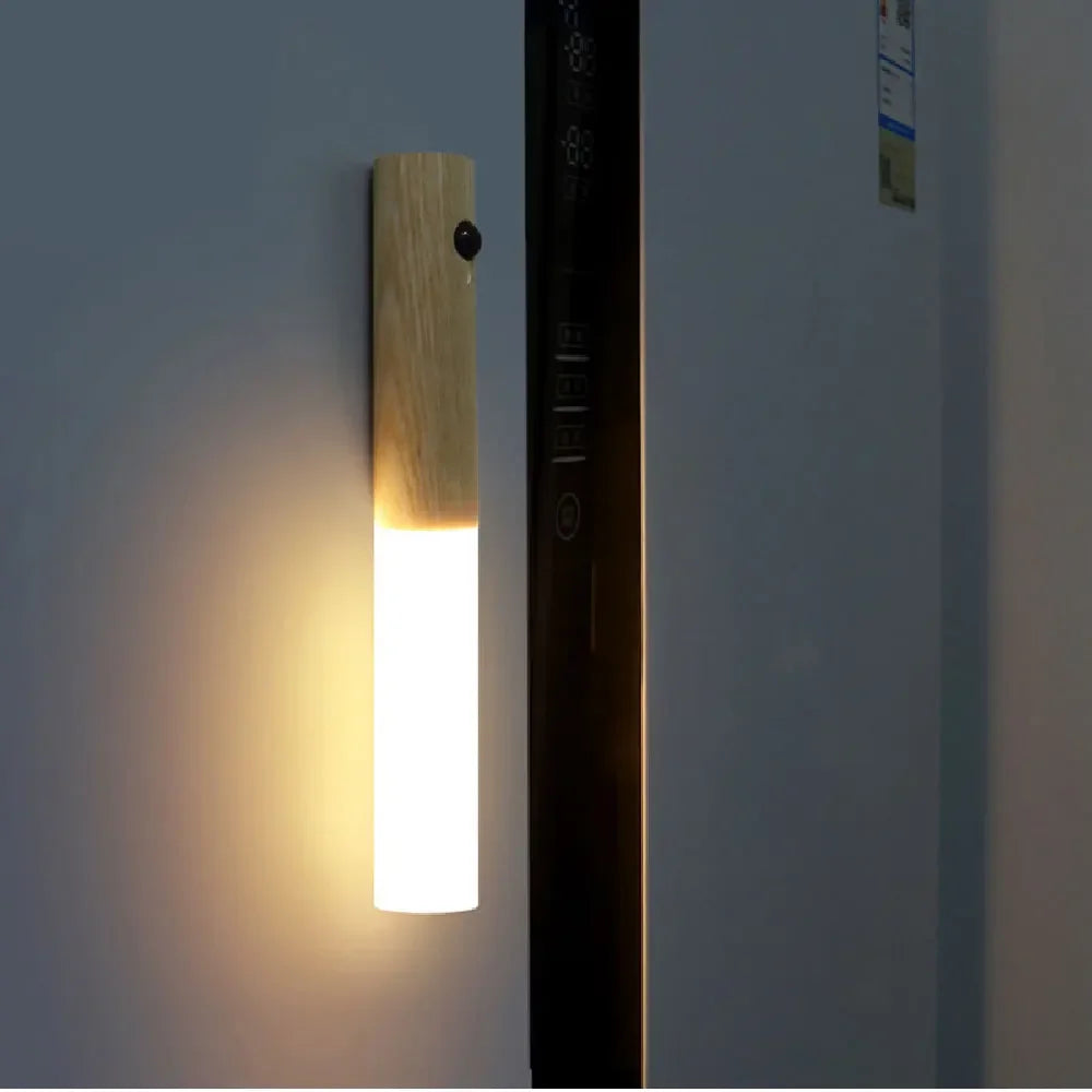 Wooden Magnetic Sensing Lamp